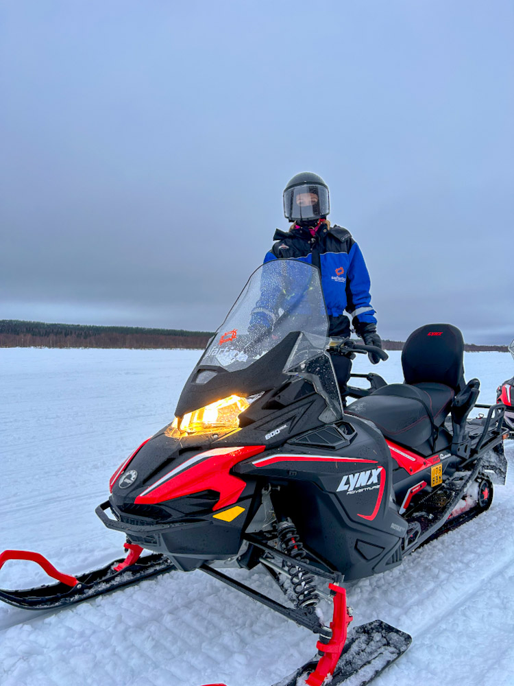 Motoslitta, neve, Lapponia, Rovaniemi