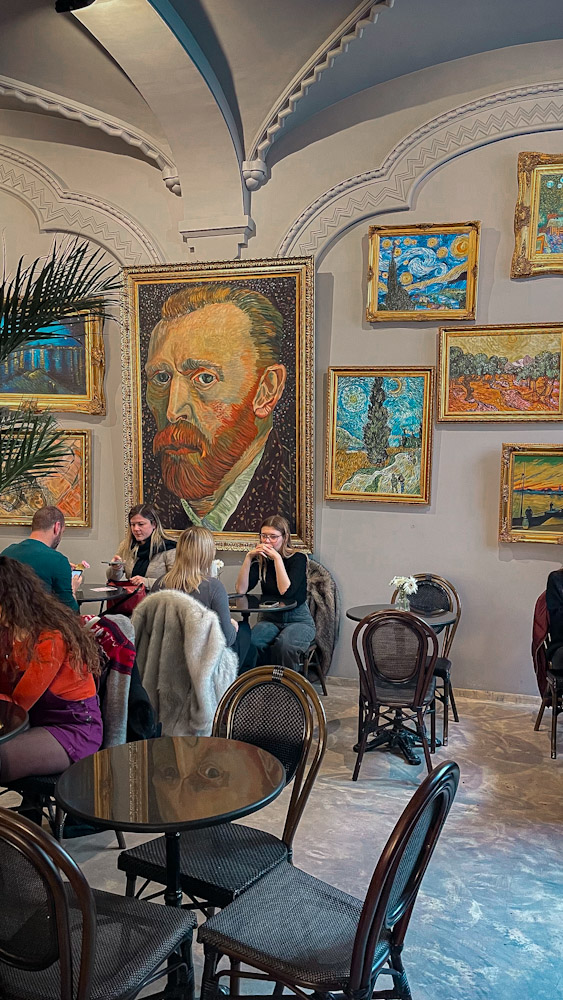 Van Gogh Café Bucarest. brunch Bucarest